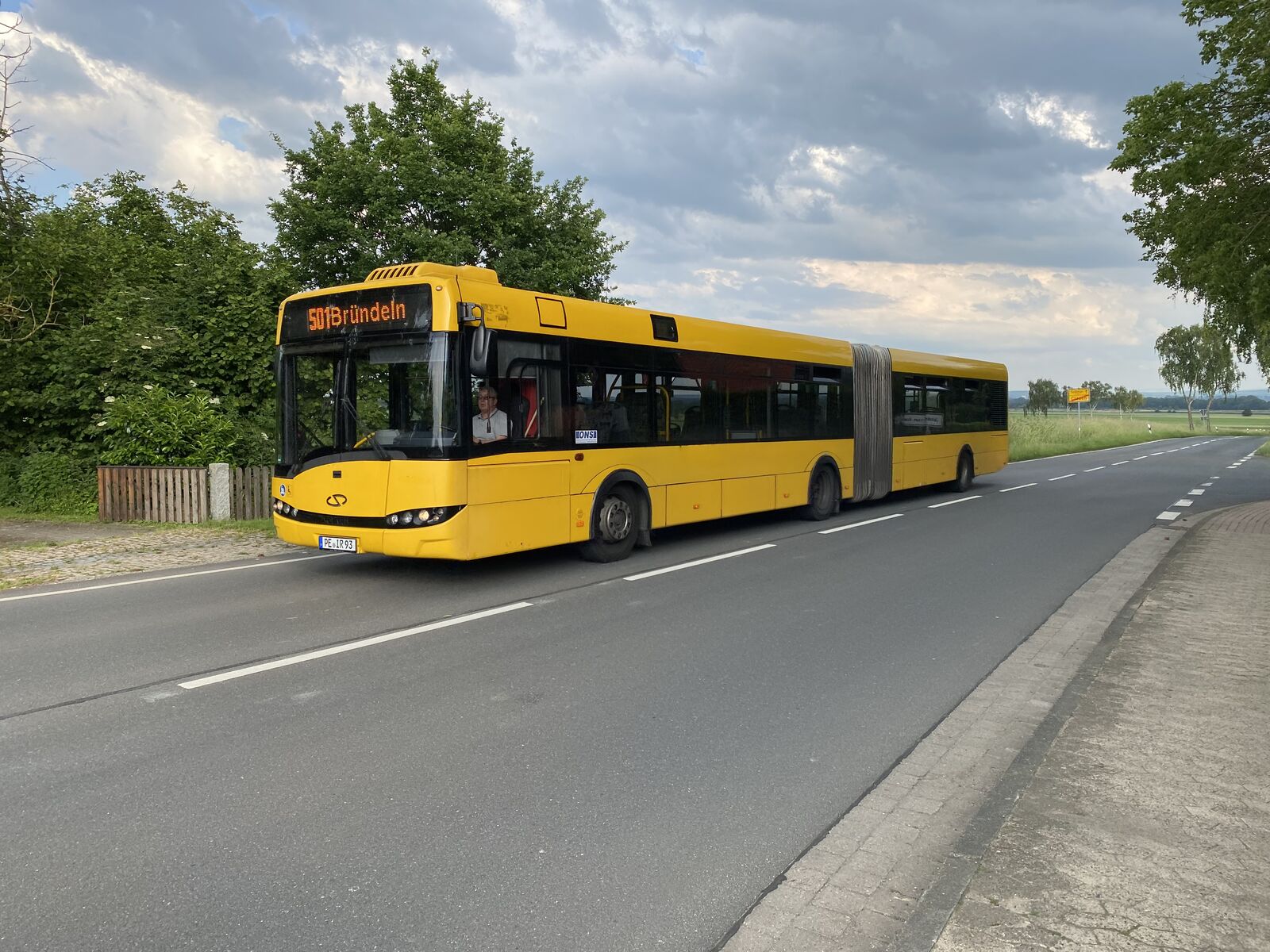 www.hpke.de/busforum/2024/20240606_184031_0580.jpg