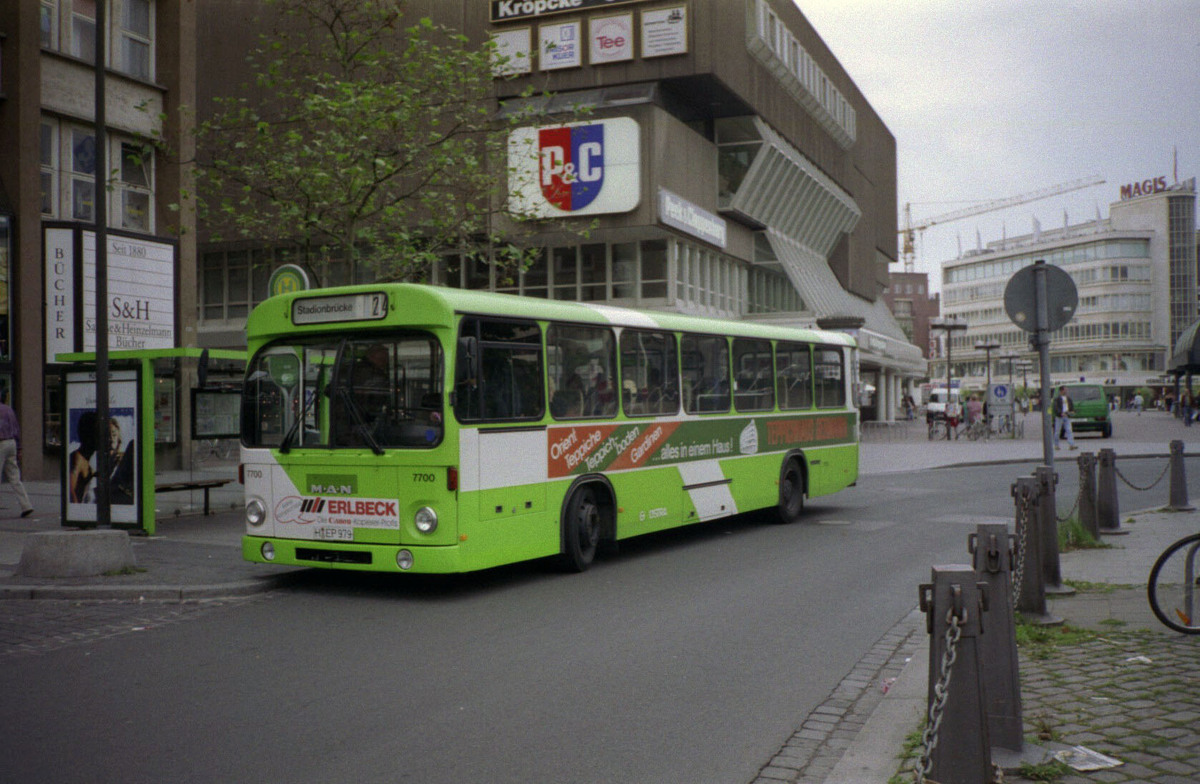 www.hpke.de/busforum/Scan-140717-0009.jpg