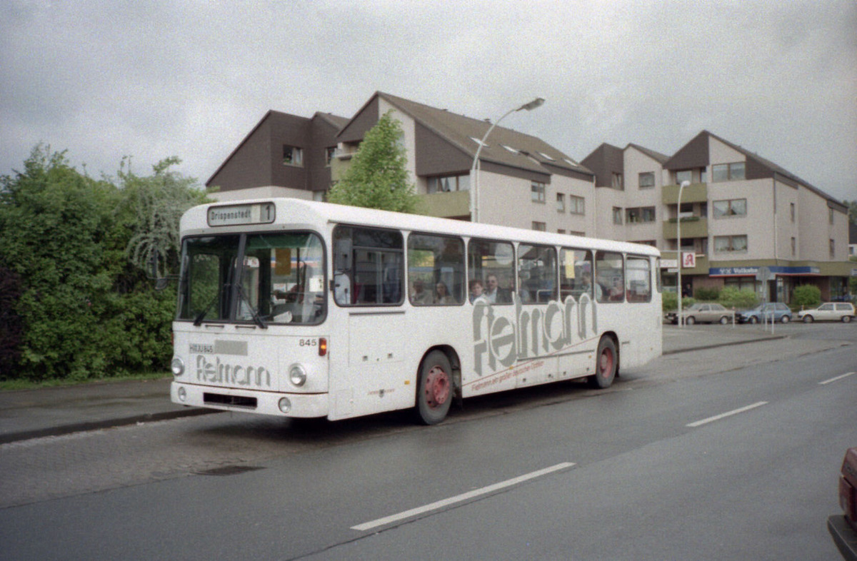 www.hpke.de/busforum/Scan-140729-0014.jpg